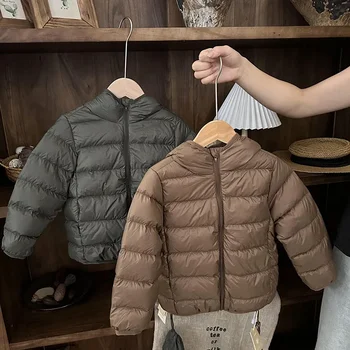 Vaikiška lengva pūkinė striukė Berniukų paltas 2023 m. žiema Naujas lengvas kūdikių madingas striukės paltas