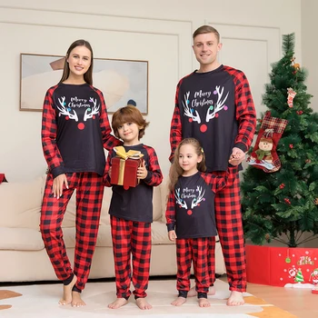 2024 Šeimos Kalėdos Derantys drabužiai Pižamų komplektas Suaugusi motina Tėvas Vaikai Sūnus Kalėdų apranga Baby Girl Rompers Miego drabužiai Pižamos