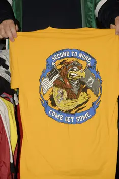 332 ND Training squad marškinėliai Antras į nieką Ateikite gauti L geltonas POW MIA meno ilgomis rankovėmis