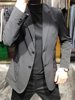 Blazer Striukė Vyrai 2023 Pavasario vasara Naujas kvėpuojantis verslo kostiumas Paltas Fashion Casual Single Breasted Pocket Black Viršutiniai drabužiai
