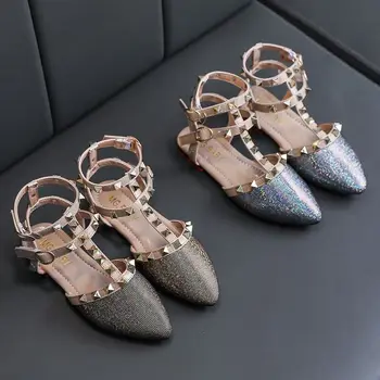 Mergaičių sandalai Vasara Naujas vaikų užsienio stilius Dygliuota kniedė Minkštas padas Romos princesės batai Smailūs batai Mulai Pavasario ruduo