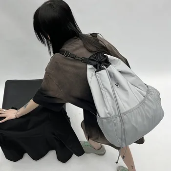Moteriška kuprinė Pilka nailoninė Lengva Didelės talpos minimalistinė tinklinė kuprinė Moteriškas raištelis Dirželis Kišeninis mokyklinis krepšys Bolsa