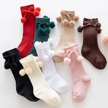 Vaikai Mergaitės Kelio aukštos kojinės Baby Girls Medvilninės kojinės su Pompom Ball Soft Toddlers Princess Children Long Socken 0-4 metus