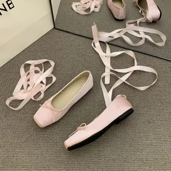 Women Flats Bow Marie Janes batai 2024 m. pavasario nauja Lolitos suknelė Kvadratiniai pirštų batai Dizainerė Vaikščiojančios basutės Moteriškos elegantiškos Zapatos
